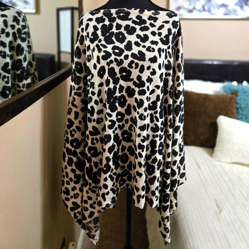 Leopard Print Women's Poncho NWOT Never Worn!
